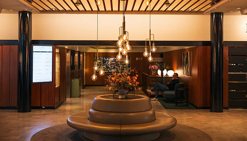 Bild från hotellets lobby.