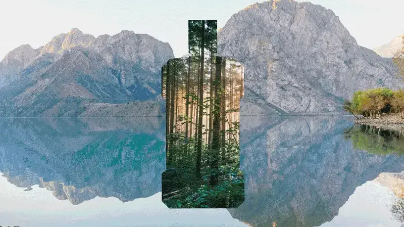 Eine durchsichtige Listerine Falsche in der Natur mit See und Bergen