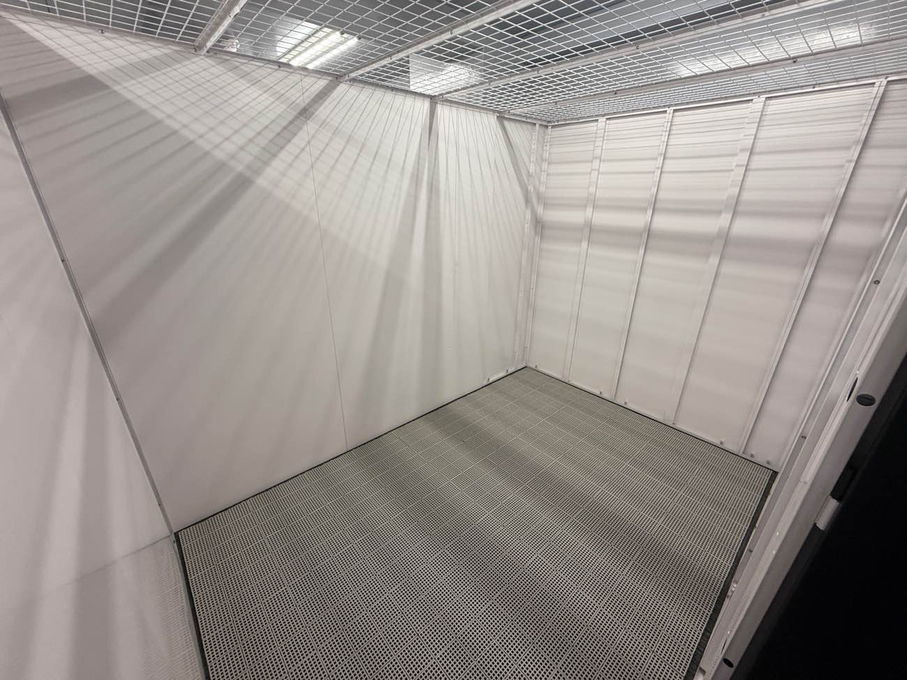 苫小牧｜北海道苫小牧市の屋内型トランクルーム・月額3,900円〜｜スペラボ