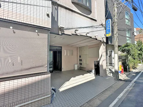 駒込6丁目店