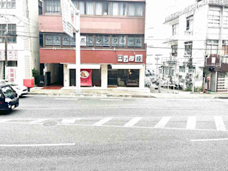 那覇市安里