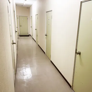 スペラボ春日部豊町店（旧UKトランク）の写真6 - 埼玉県春日部市のトランクルーム内観