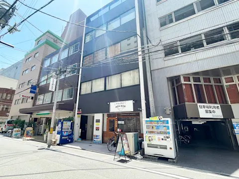 堺筋本町駅前店