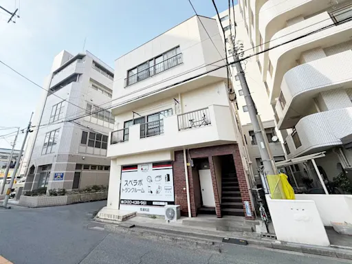 スペラボ 南浦和 受付・カウンター