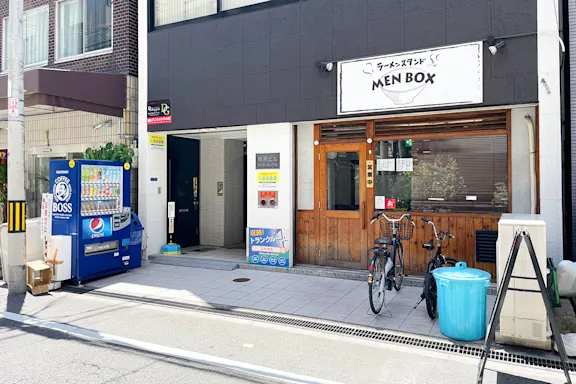 堺筋本町駅前店の写真2 - 大阪府大阪市中央区のトランクルーム内観