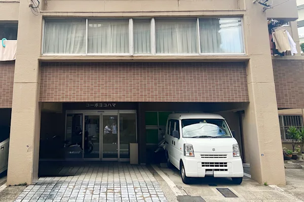 横浜西口の写真1 - 神奈川県横浜市西区のトランクルーム内観