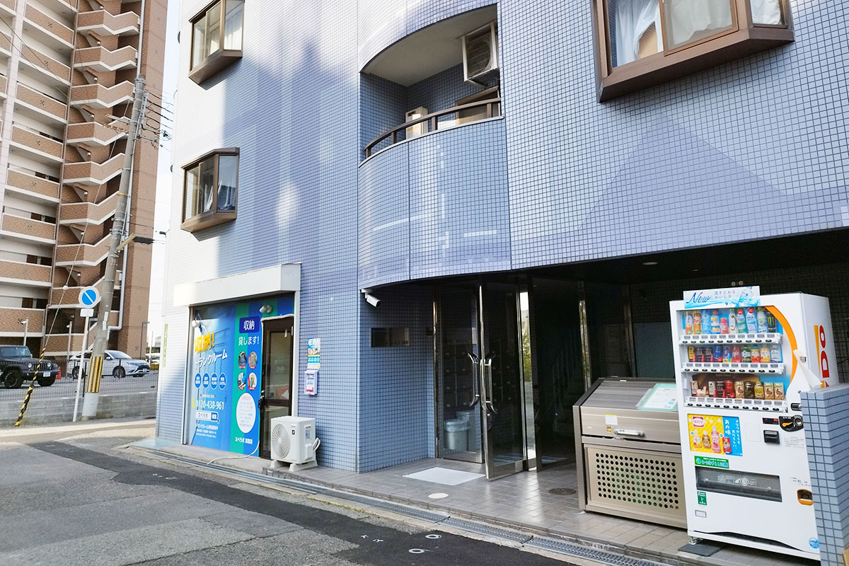 淡路 外観02