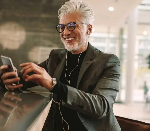 med-hearing-hero-mobile