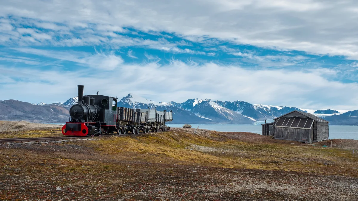 Spitsbergen and Polar Bears – an Arctic Adventure (Sunday to Friday)