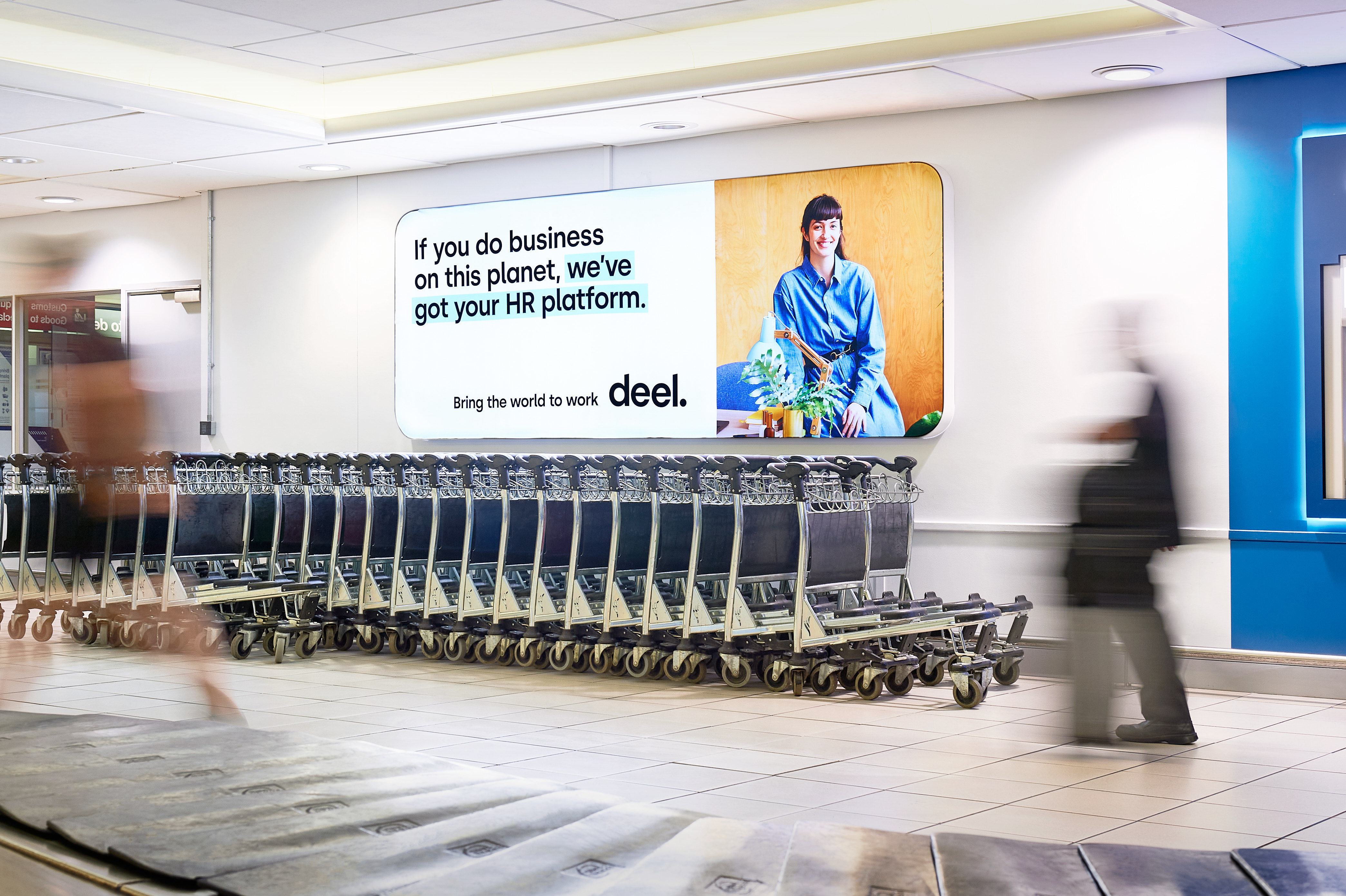 Baggage Reclaim Trio - Deel