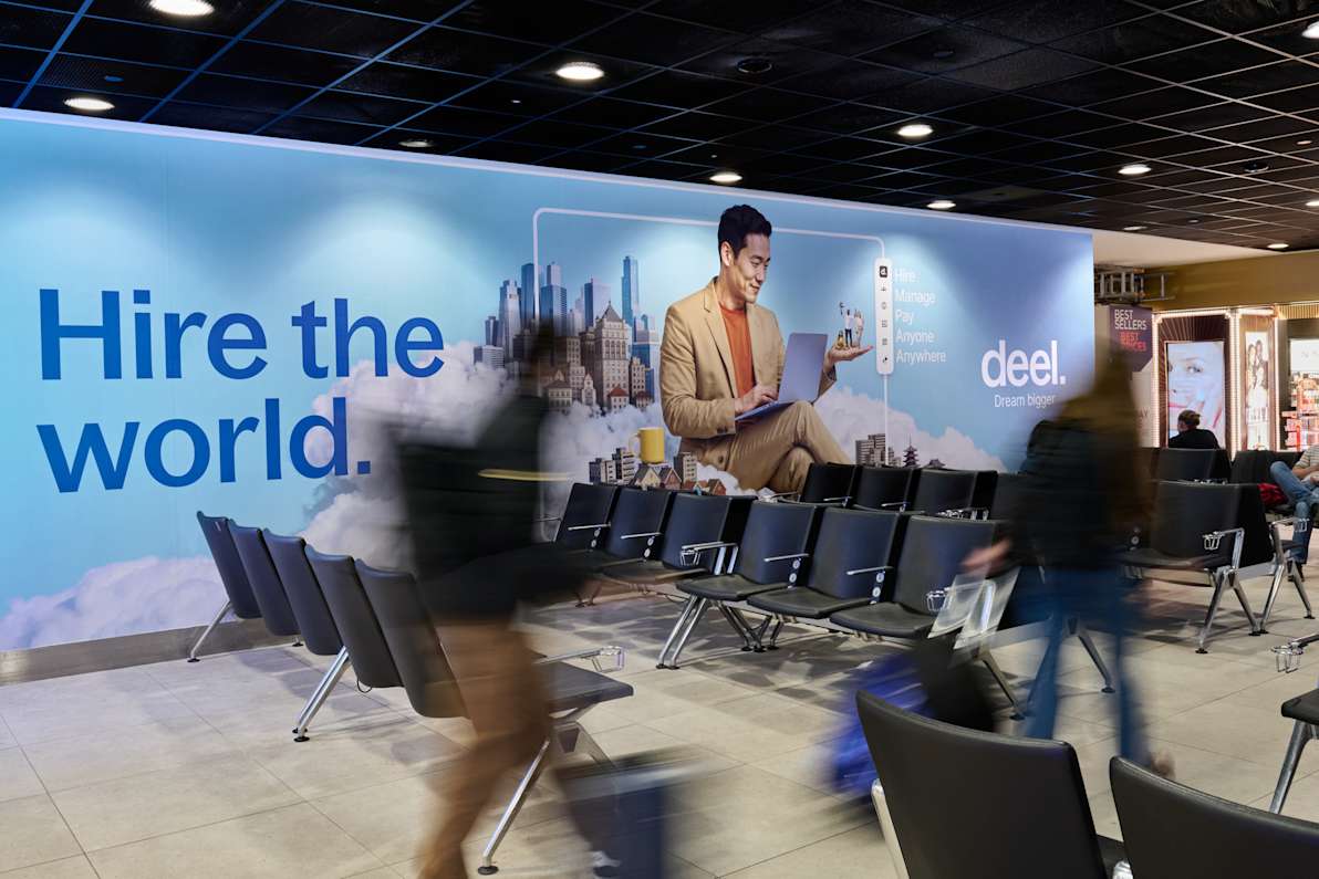 Departures Wall Wrap - Deel