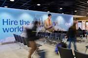 Departures Wall Wrap - Deel
