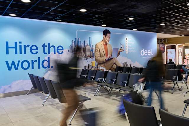 Departures Wall Wrap - Deel