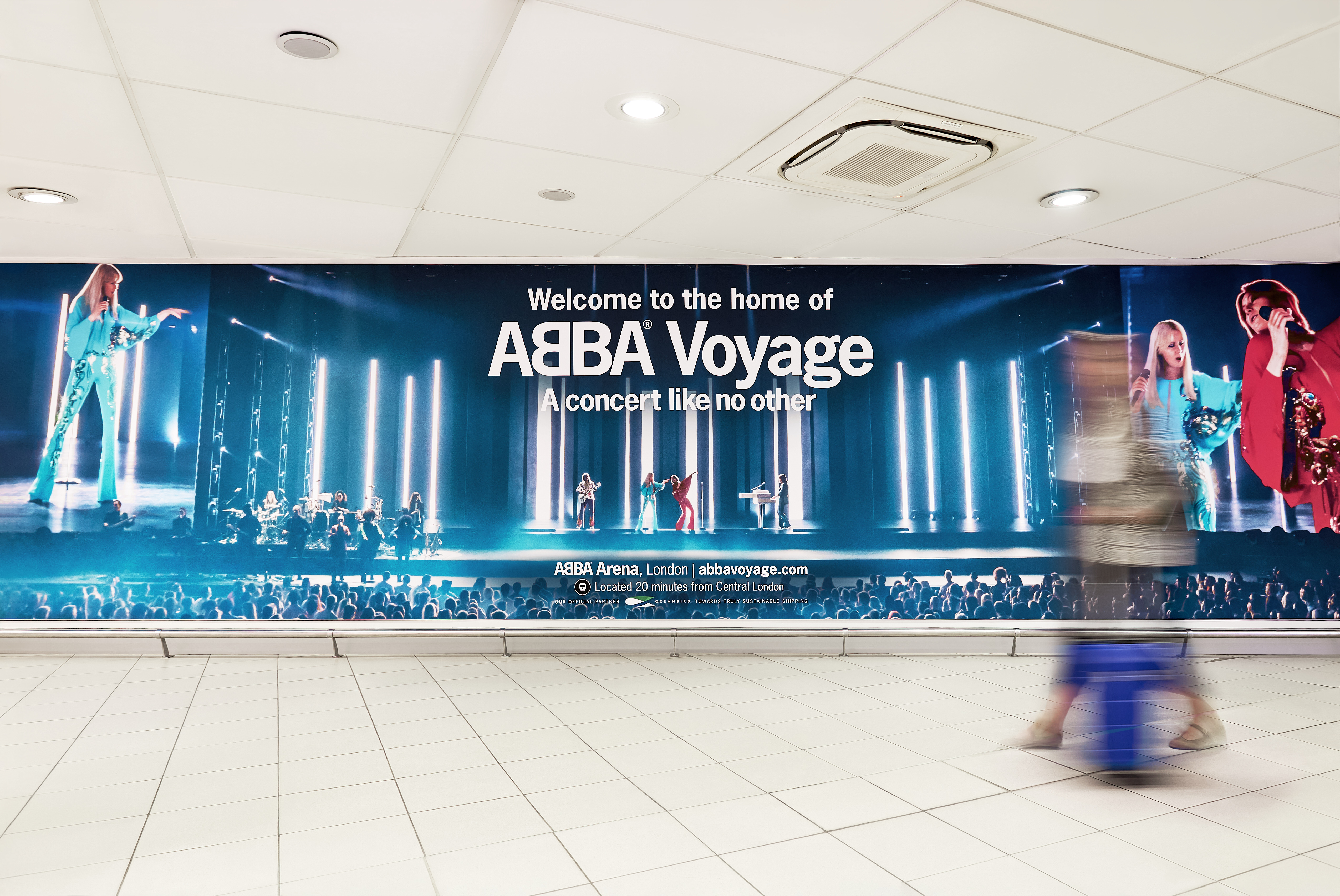 Arrivals Wall Wrap - ABBA Voyage