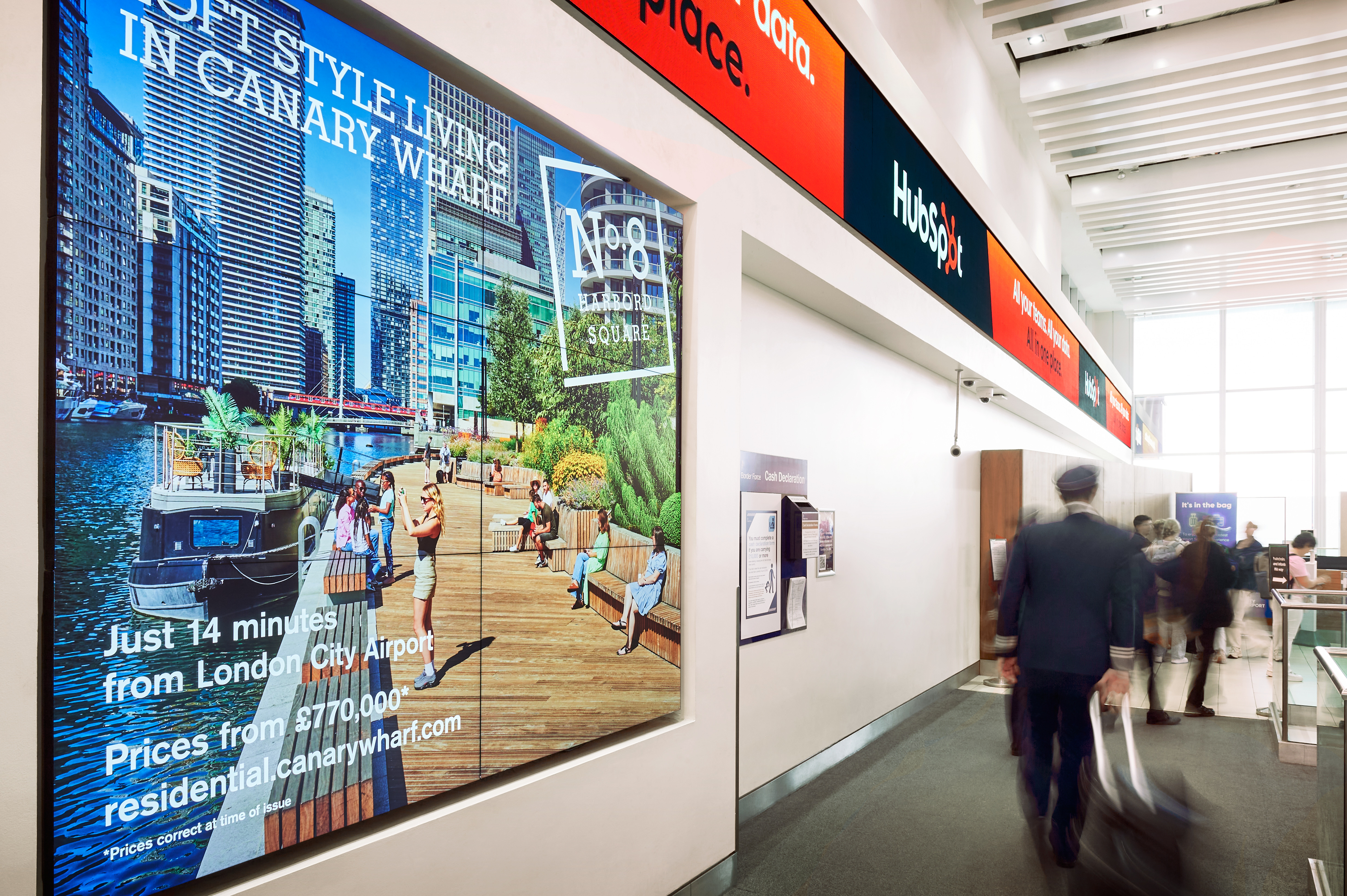 Media Wall - Canary Wharf Residential