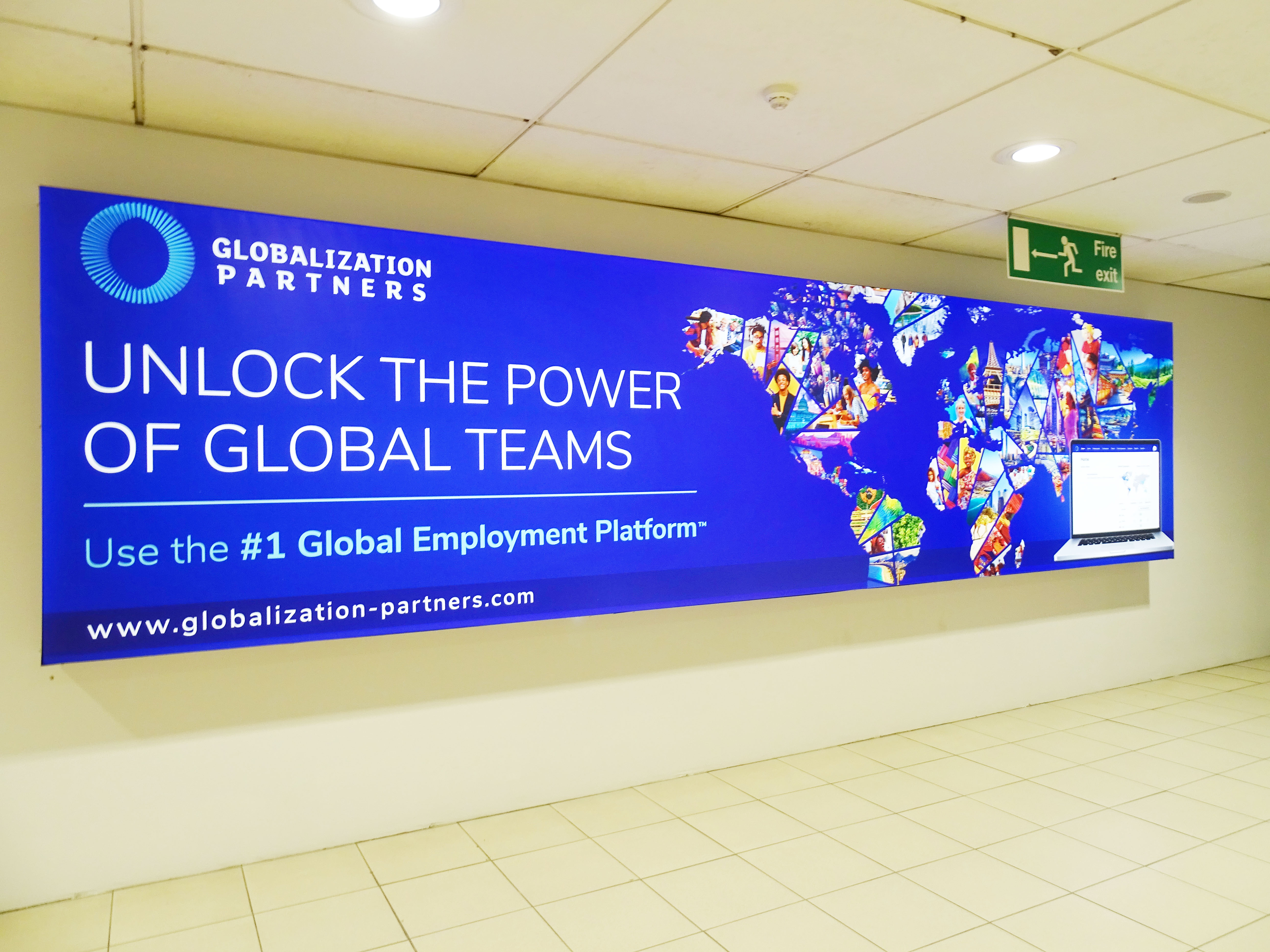 Arrivals Lightbox - GP