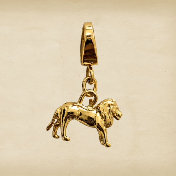 Lion gold charm