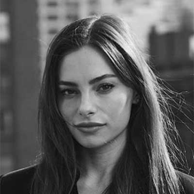 Siena-Oberman-Headshot