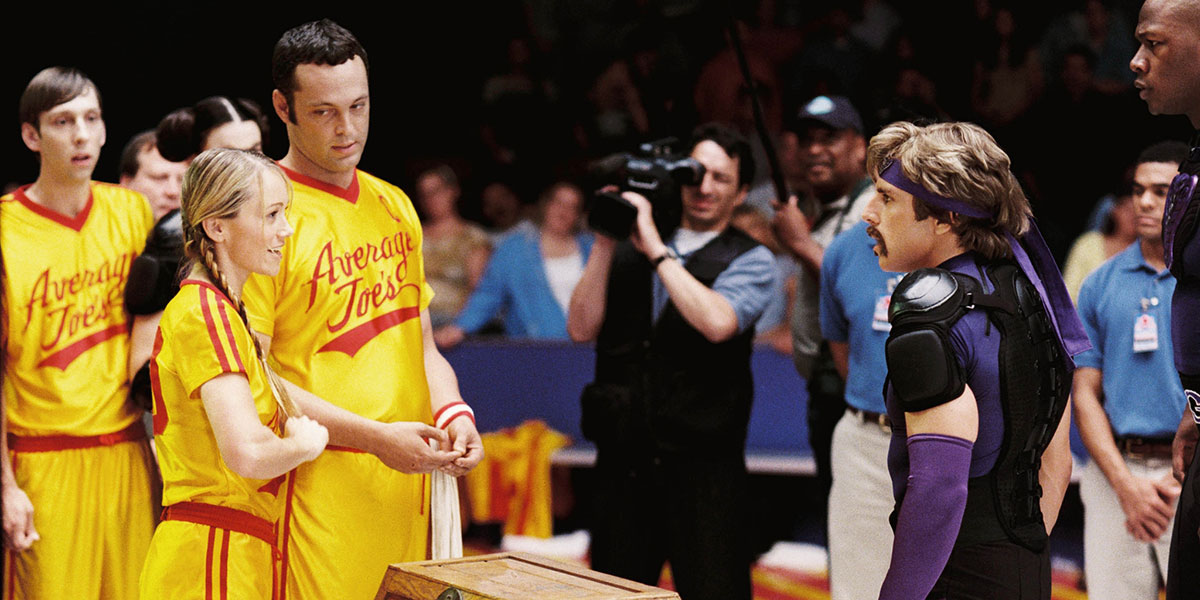 Vince Vaughan, Christine Taylor and Ben Stiller facing each other in a game od dodgeball