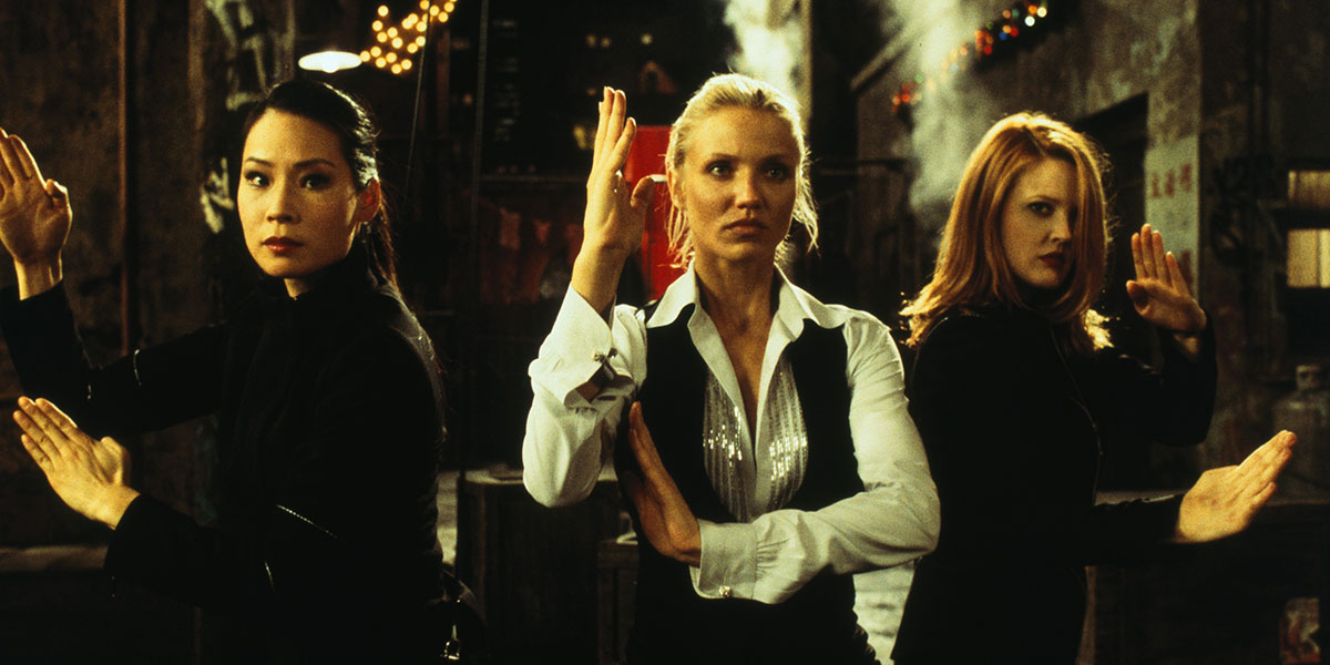 Lucy Liu, Cameron Diaz and Drew Berrymore in a fighting pose