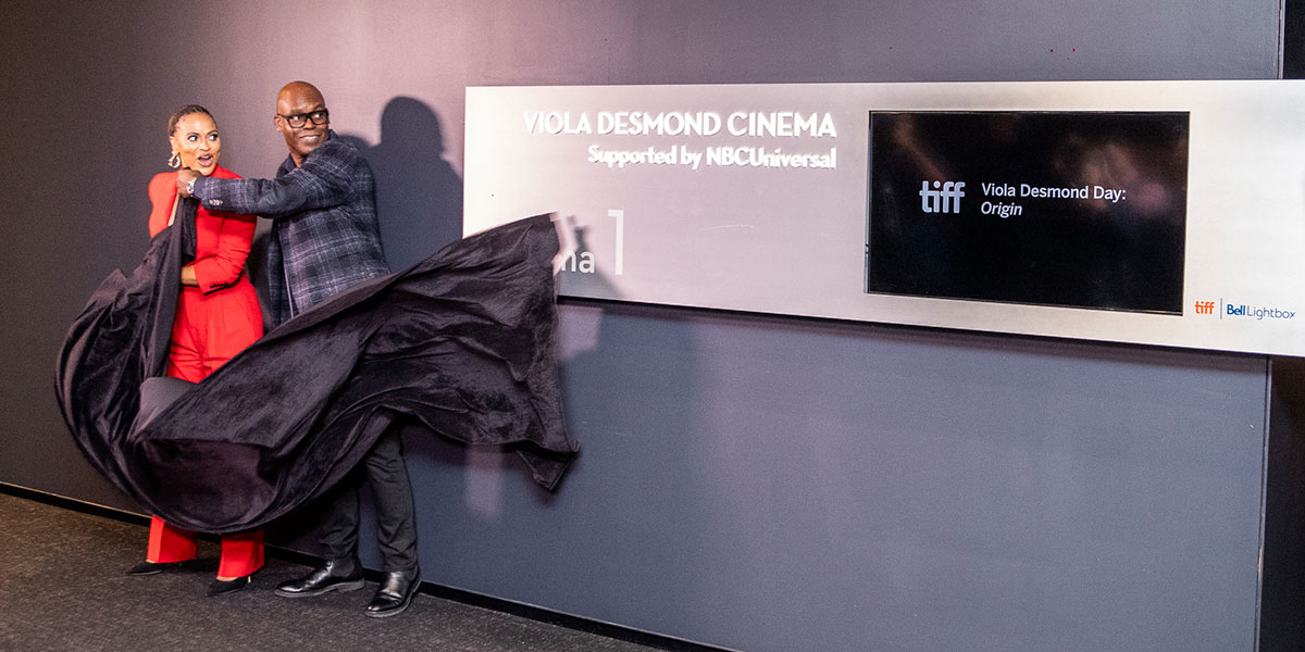 Filmmaker Ava DuVernay and TIFF CEO Cameron Bailey unveiling the cinema plaque