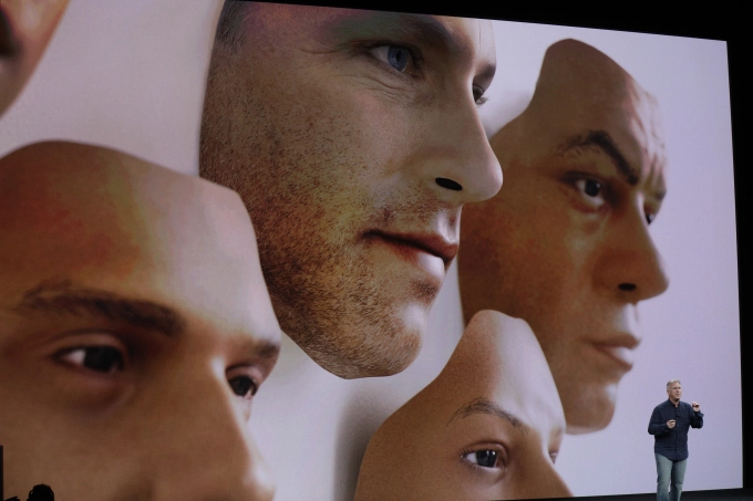 Apple presenting 3D facial recognition for FaceID