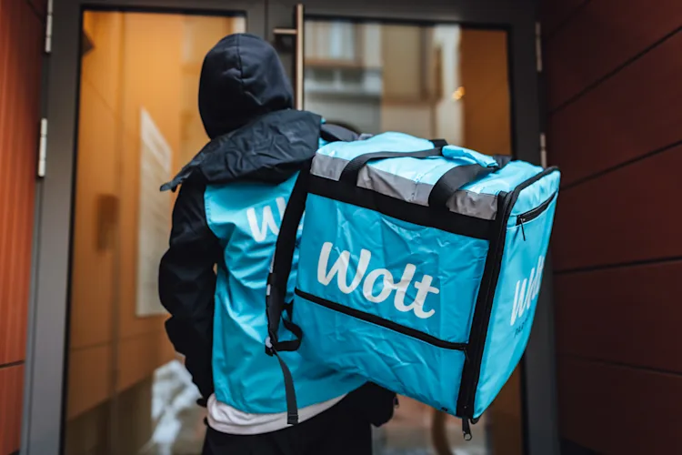 Стань курьером-партнёром Wolt - Wolt (Эстония)