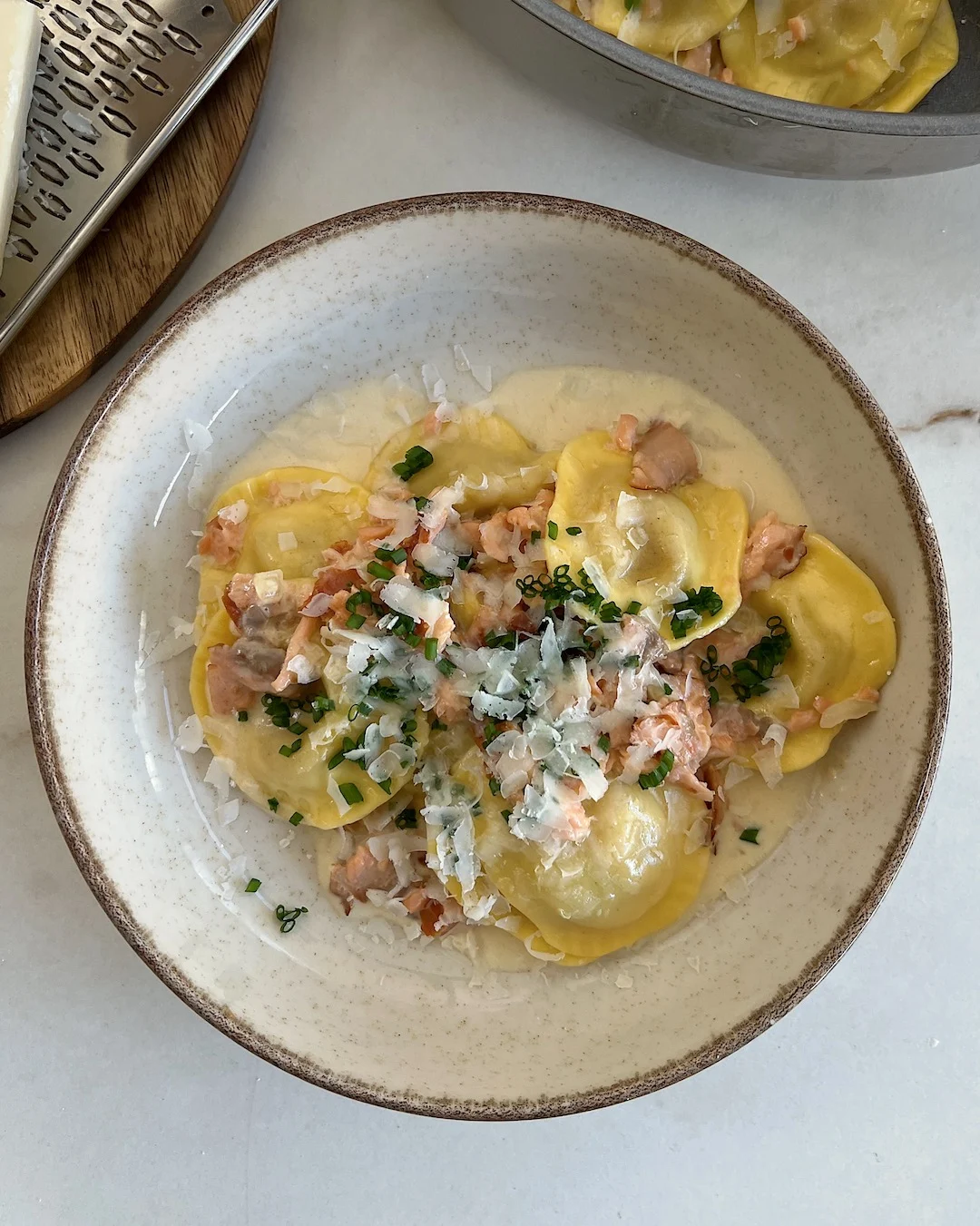 Quick and Easy Smoked Salmon Pasta Recipe - Wolt (Denmark)
