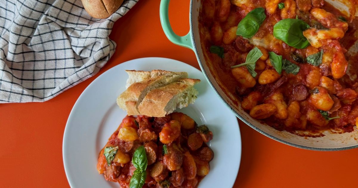 One-Pot Chorizo and Mozzarella Gnocchi Recipe - Wolt (Germany)