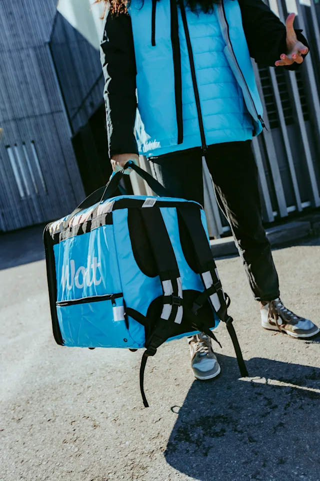 You set your own schedule and you can deliver when and where you want.