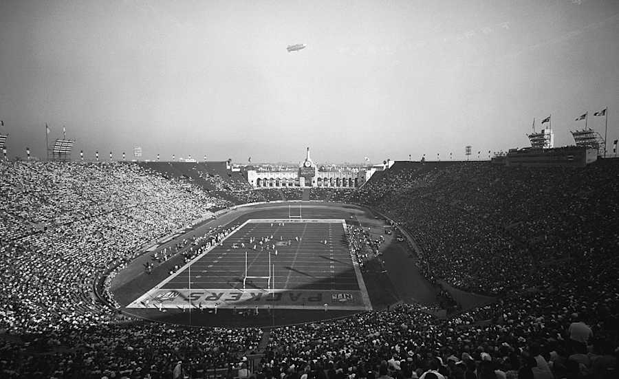 20 Historic Photos From The First Super Bowl Ever | Purple Clover 20 Historic Photos From The First Super Bowl Ever | Purple Clover