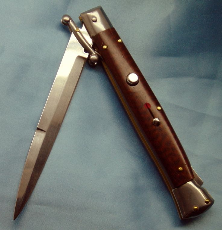 two bits switchblade