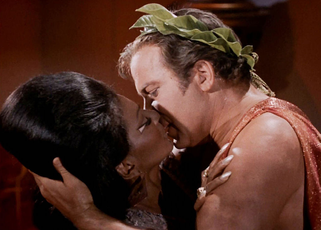 No, Kirk And Uhura Didn't Share The First Interracial Kiss On Television