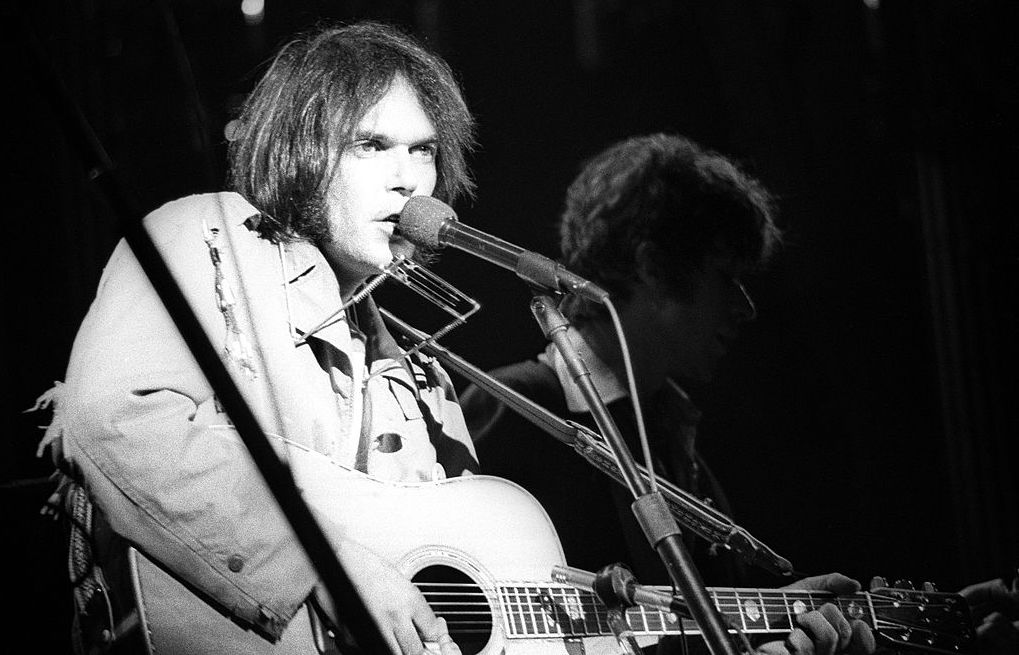 transformer man neil young unplugged