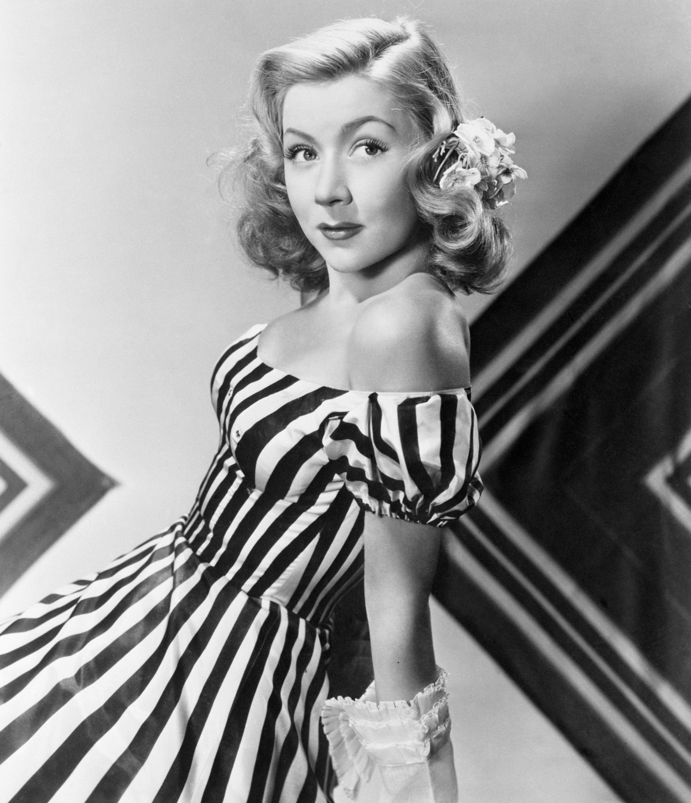 Gloria Grahame Married Her Stepson 20 Classic Bits of Hollywood Star Trivia...