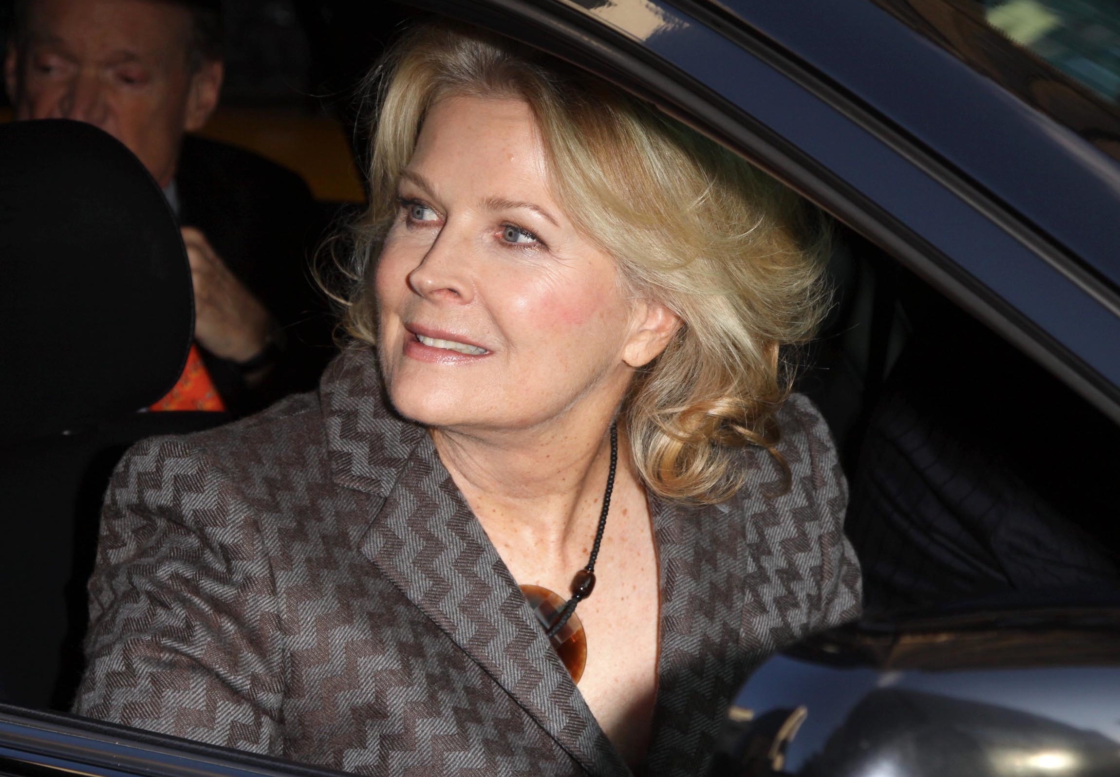 Candice Bergen 2024 Husband, net worth, tattoos, smoking & body