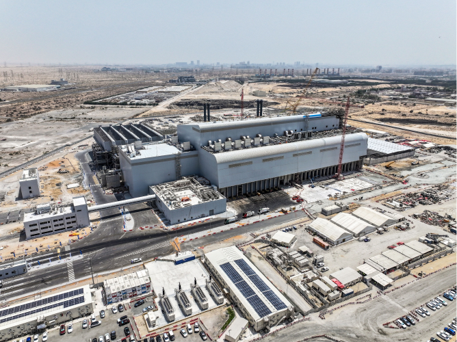 Dubai mở nhà máy xử lý rác thải năng lượng khổng lồ, biến rác thành điện