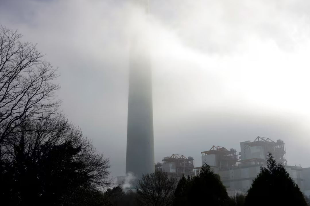 Lượng khí thải thị trường carbon của EU giảm kỷ lục