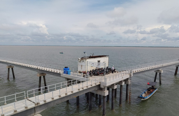 Trộm cắp "lộng hành" tại các công trình điện gió ở Bạc Liêu