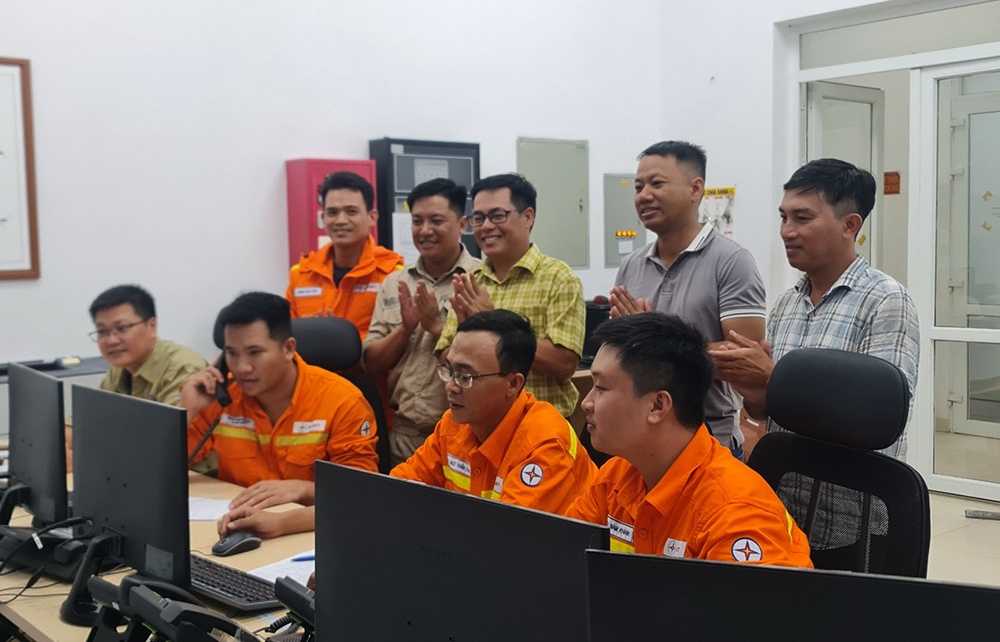 Đóng điện thành công hạng mục Mở rộng ngăn lộ tại TBA 500kV Quảng Trạch