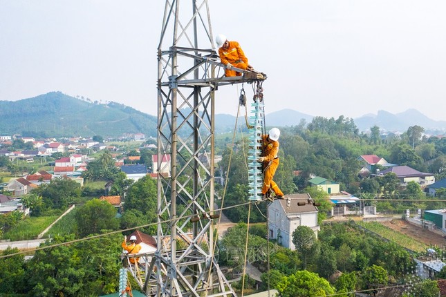 giai-quyet-gap-vuong-mac-trong-du-an-duong-day-500kv-mach-3-1