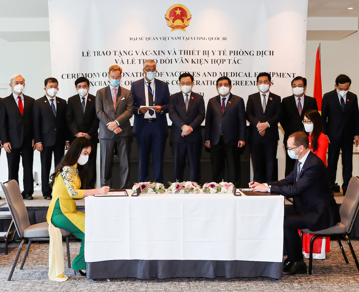 T&T Group và Ørsted hợp tác đầu tư 30 tỷ USD về điện gió ngoài khơi