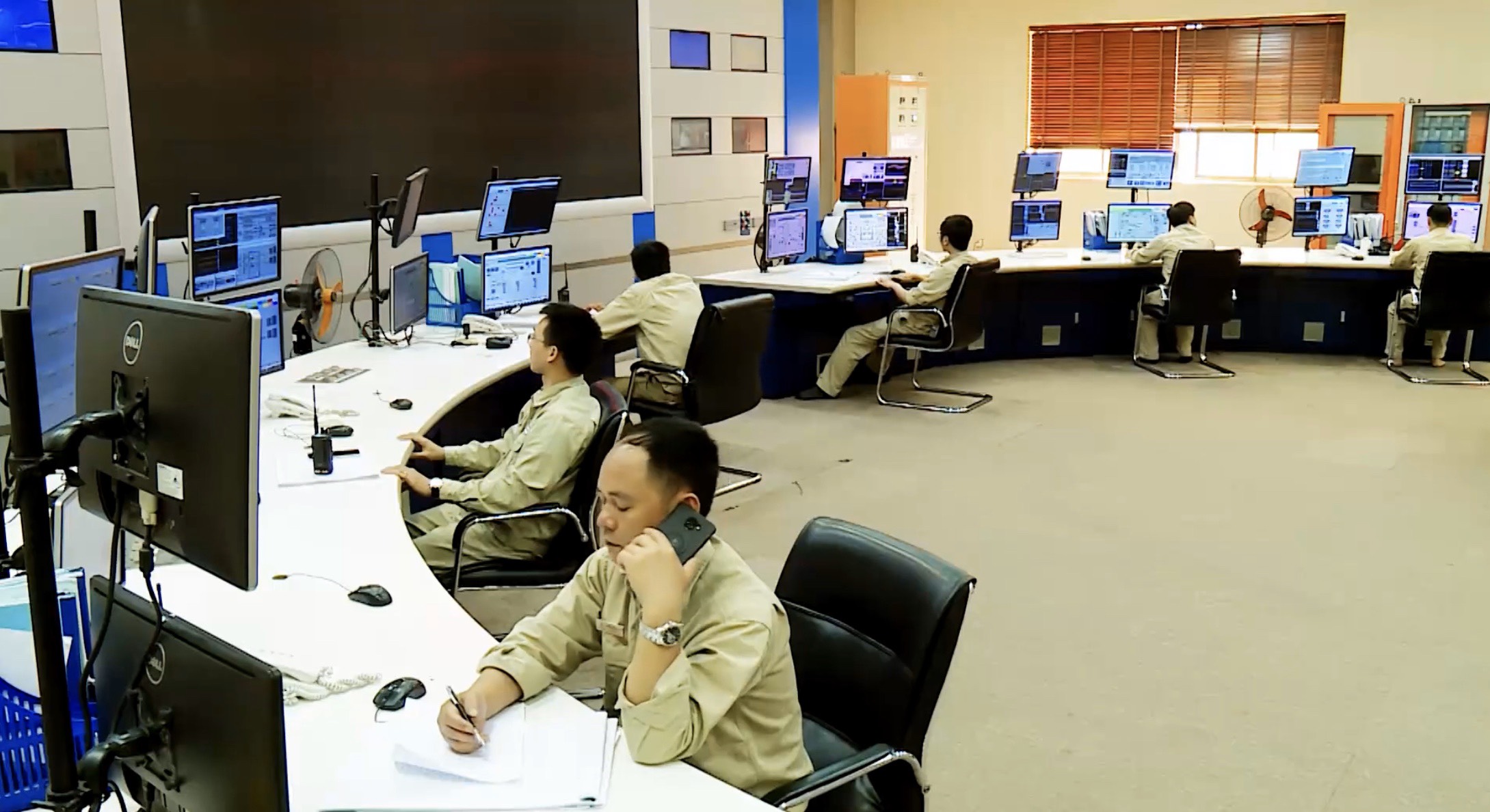 Công ty CP Nhiệt Điện Quảng Ninh cán mốc sản lượng 50 tỷ kWh