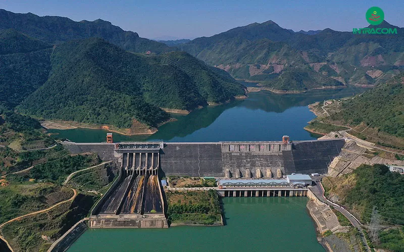 Thời tiết năm 2024 tác động thế nào đến hoạt động các nhà máy thủy điện Việt Nam?