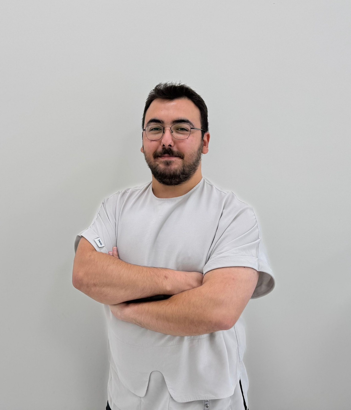 Dt. Hasan Ege YILDIR