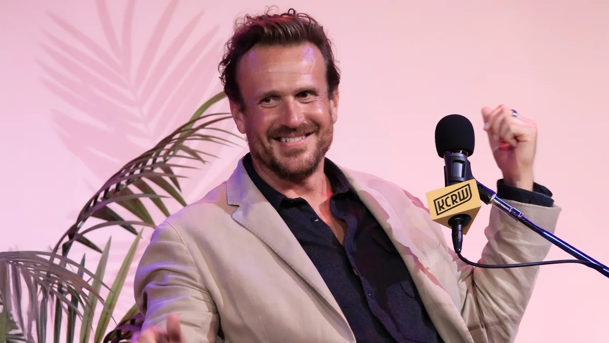 Jason Segel on learning from consummate pros Judd… | KCRW, image size:1200x676