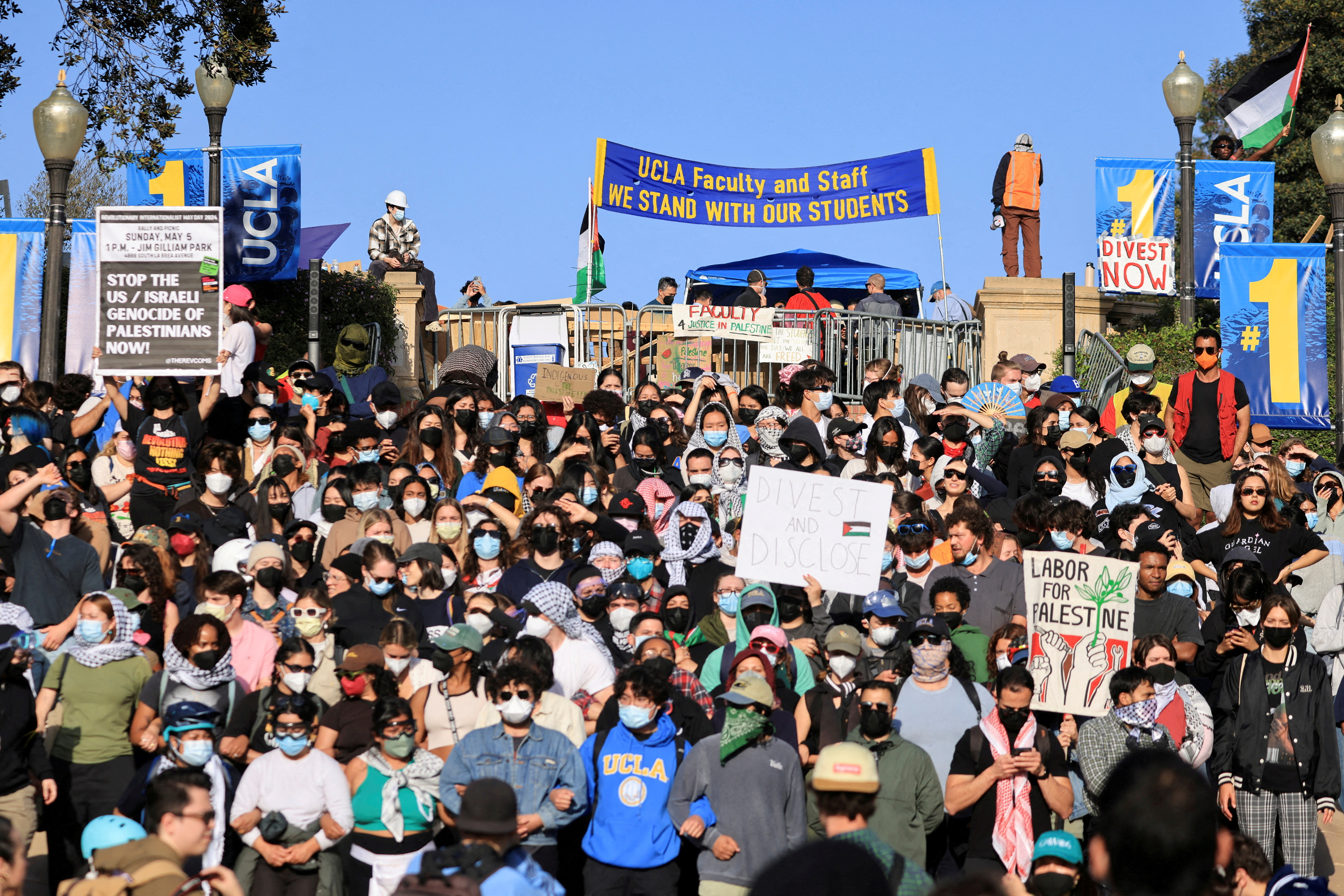 UC workers consider strike over campus protest… | KCRW