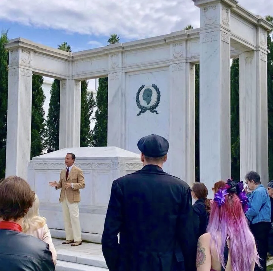 Hollywood Cemetery Tour