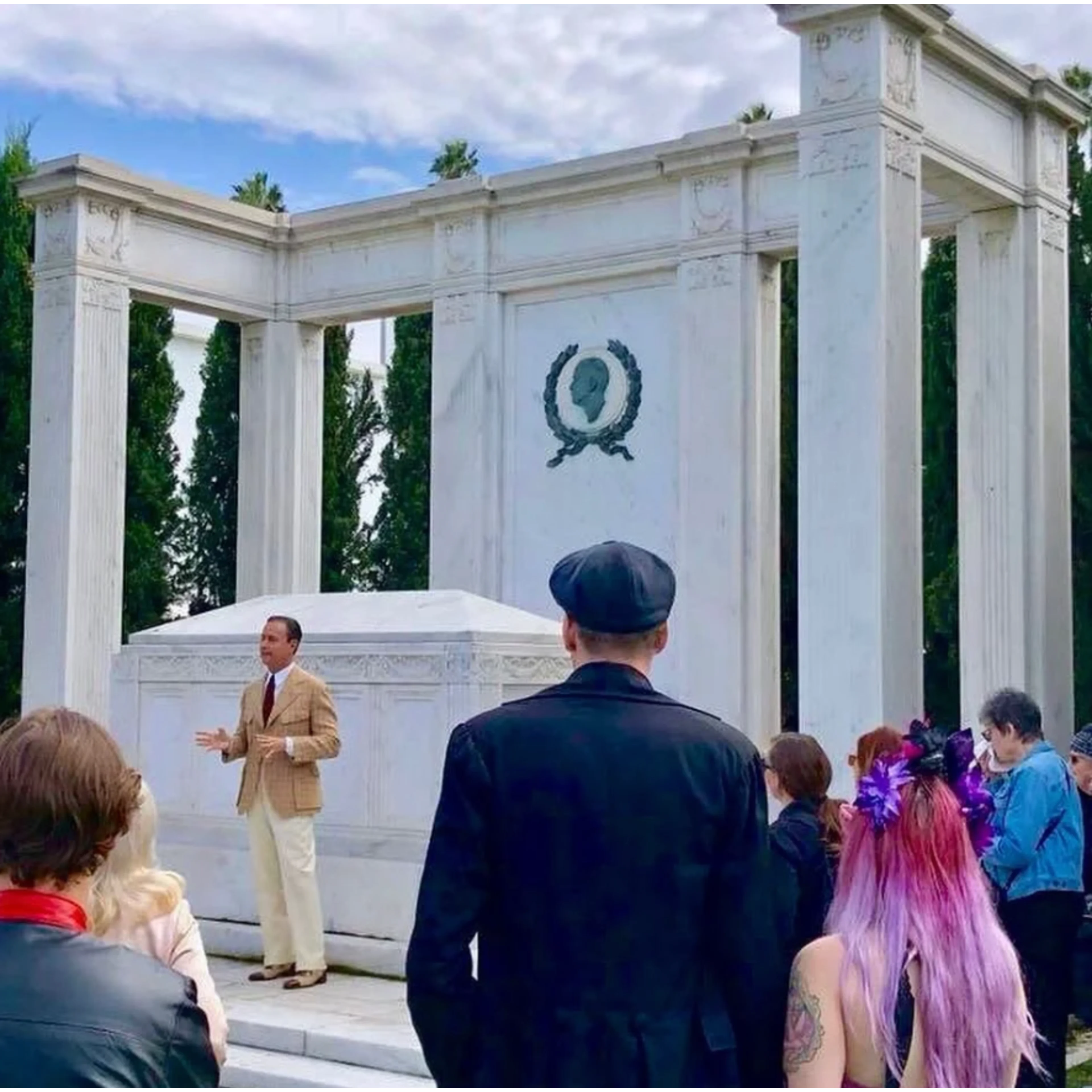 Hollywood Cemetery Tour