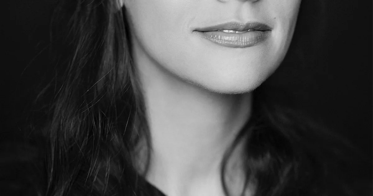 Rashida Jones on producing ‘The Other Black Girl’ and… | KCRW